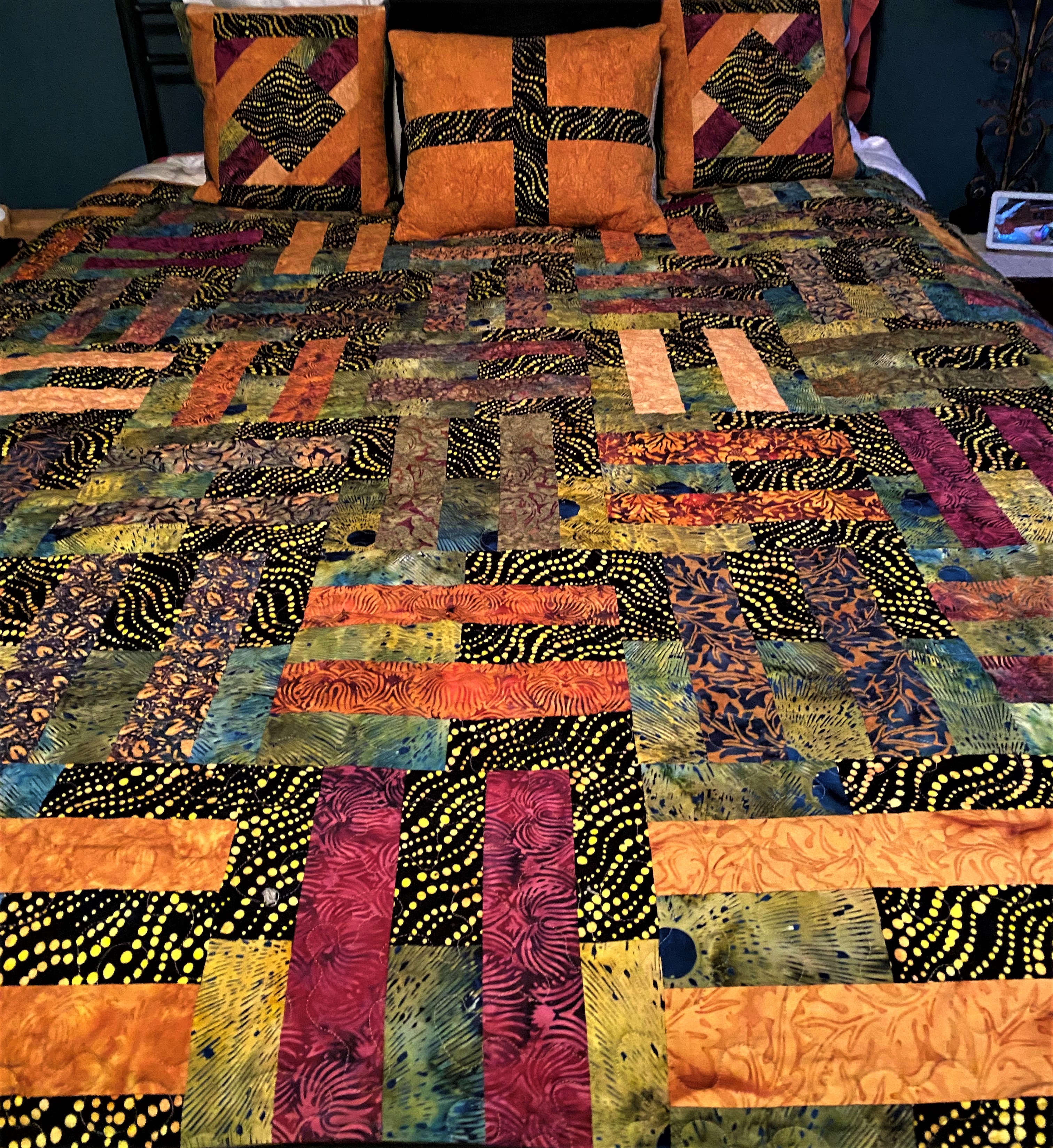 2022_01_ShowNTell_14_Conti_FallQuilt